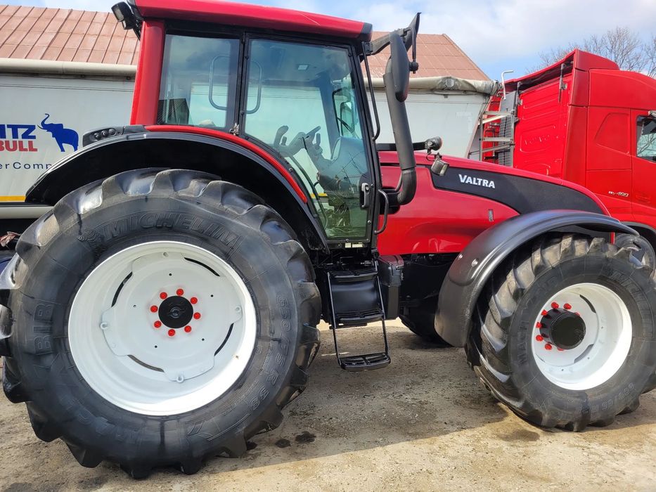 Valtra T161  Ciągnik Valtra T161