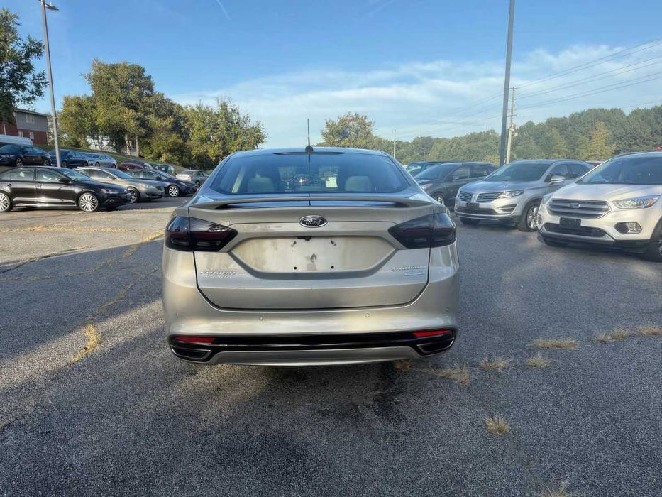 Ford Fusion Titanium      2016