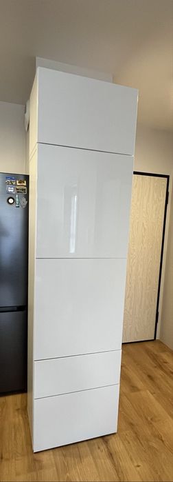 Szafki Ikea, system modulowy Besta