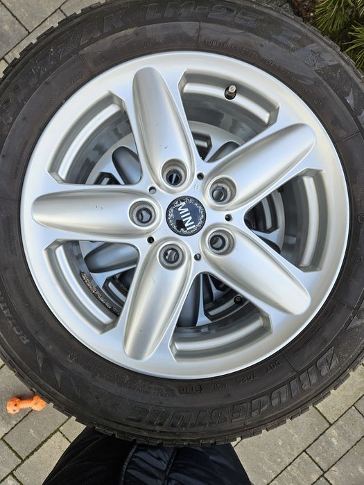 Koła (felgi +opony) mini countryman 205/60 R16