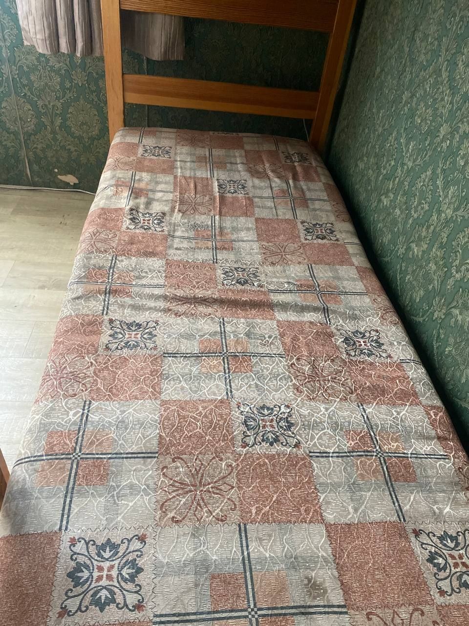 Ліжко кровать, двоповерхова, двуяросна, з двома матрацами