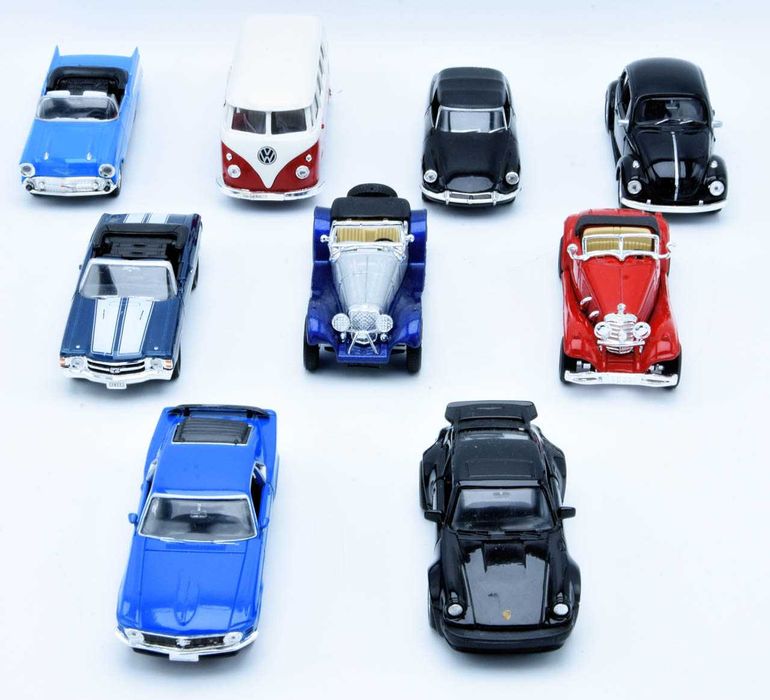 Colecção de Automóveis clássicos antigos da Welly escala 1/43