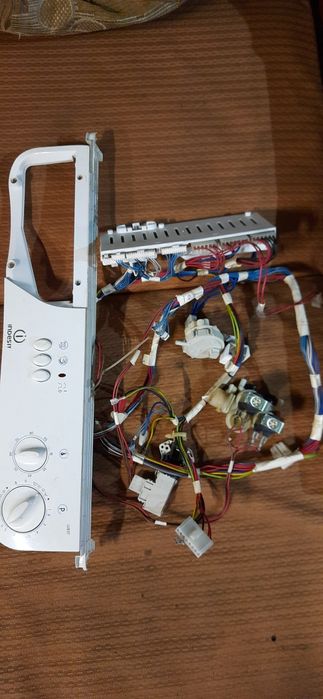 Модуль indesit w83T