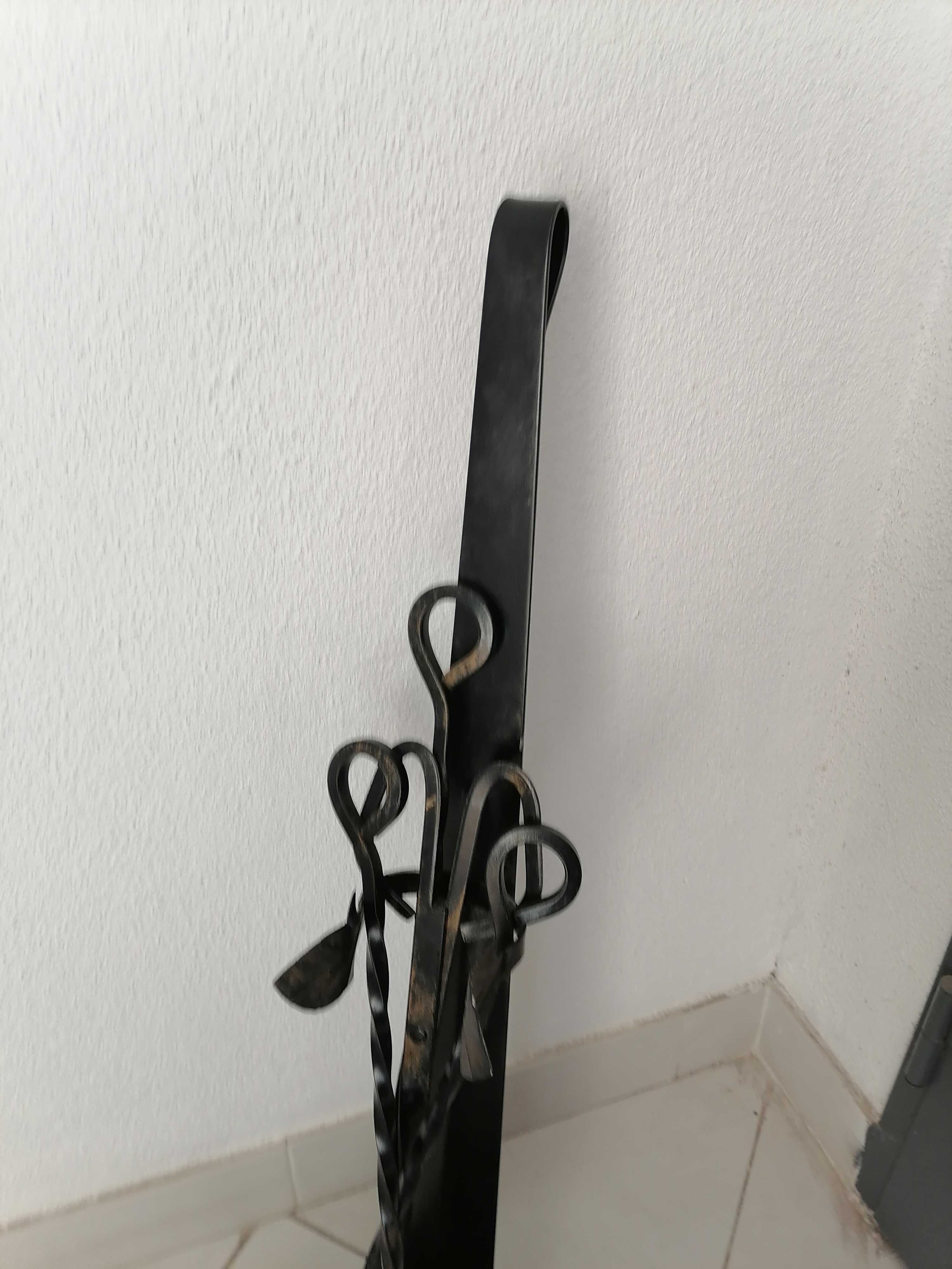 Conjunto acessórios de lareira em ferro forjado (novo)