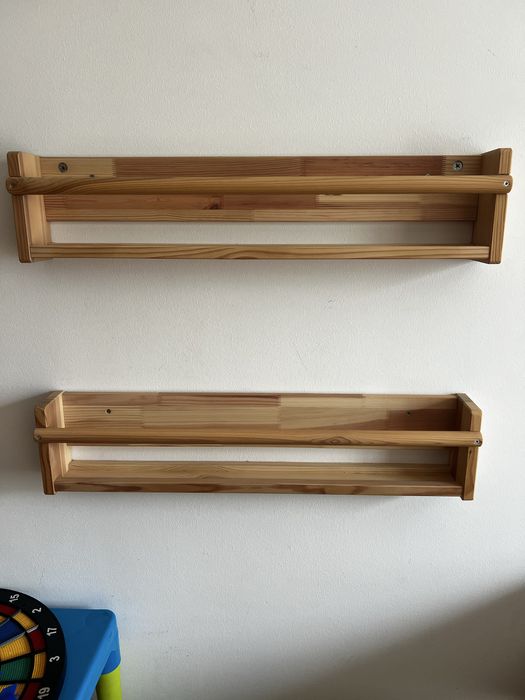 Prateleiras livros - IKEA