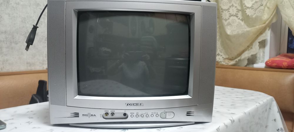 Телевизор TOSHIBA