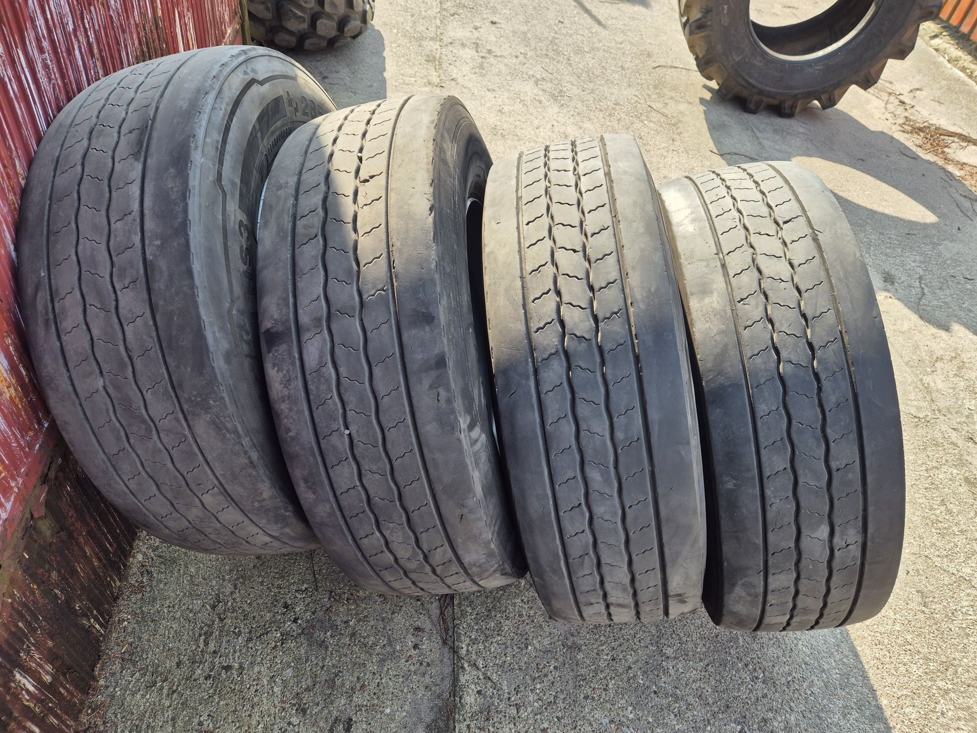 Opony kola 8.25r20 7.50r20 11.5/80-15.3  9.00r20