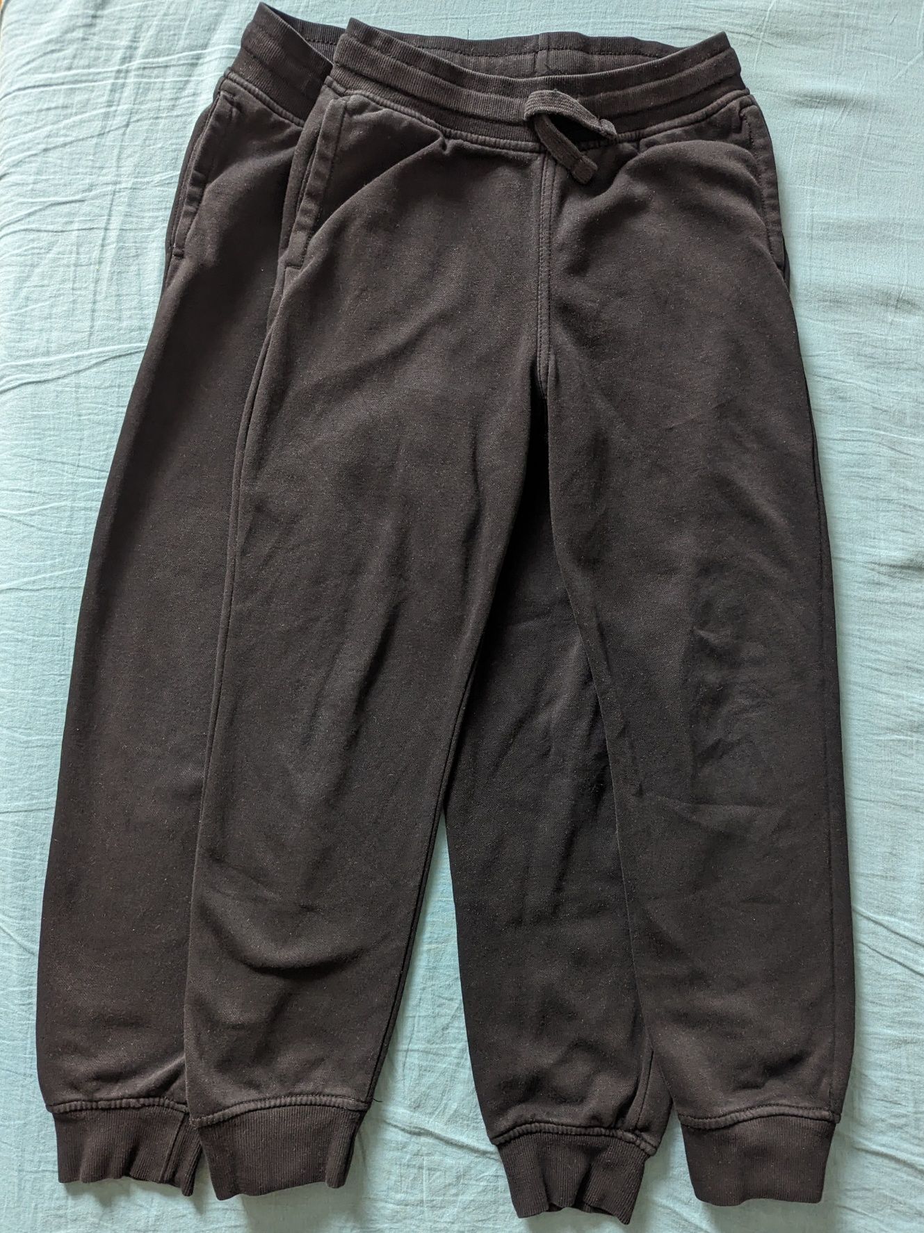 Spodnie dresowe H&M 146cm 2szt