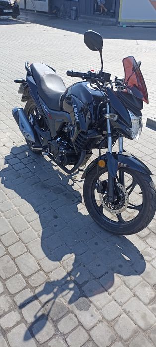 Мотоцикл Ліфан КП 200