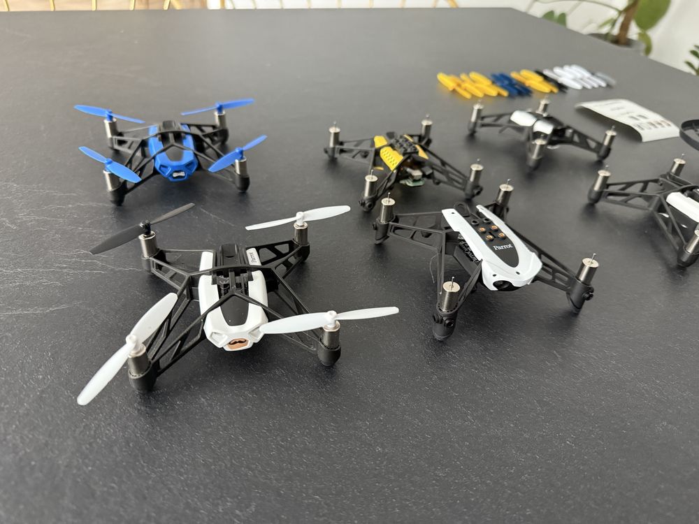 Parrot Minidrones - zestaw 7 mini dronów