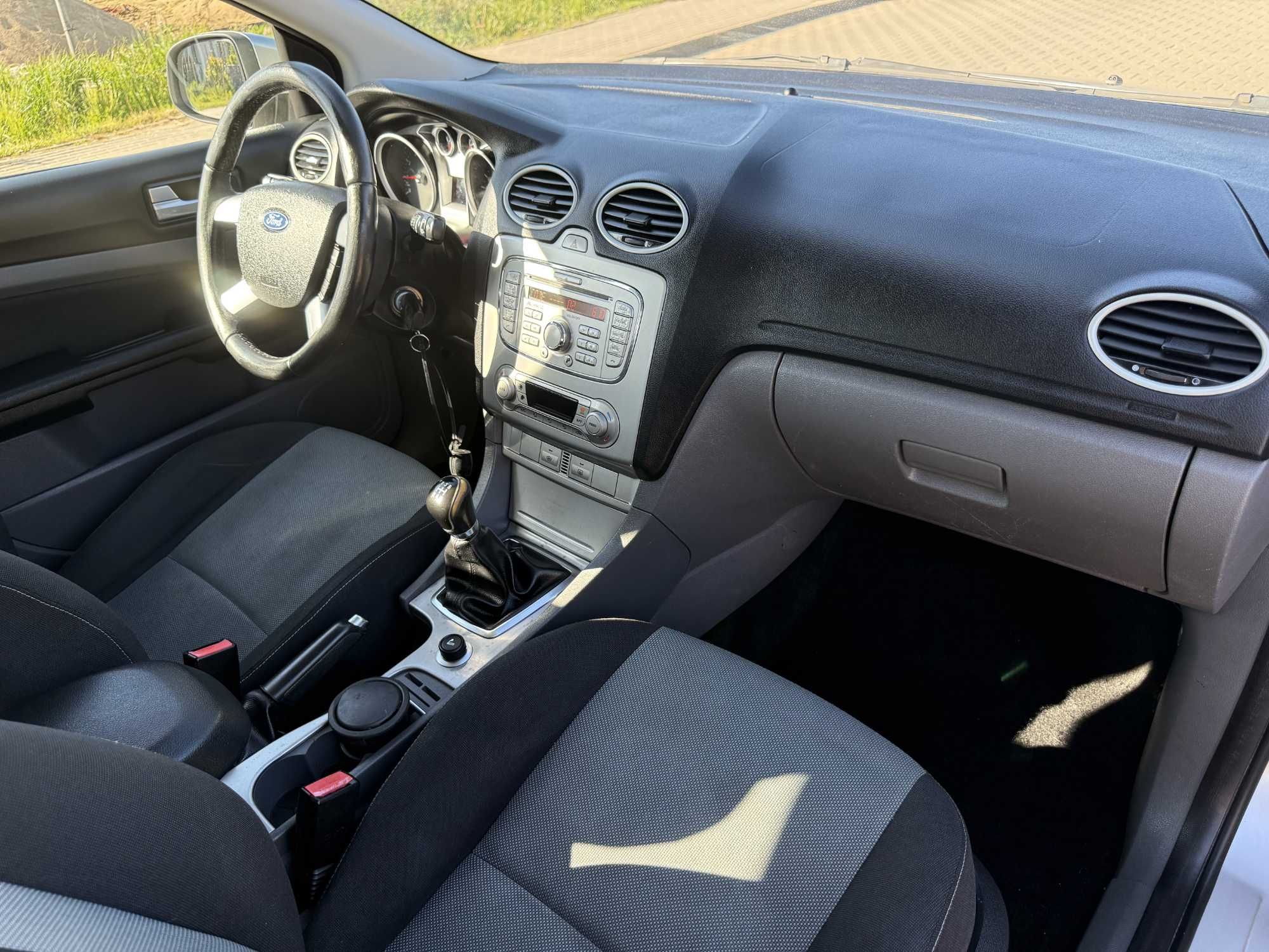 FORD FOCUS 2009r 1.6 benz KLIMA/ALU.. wzorowy stan