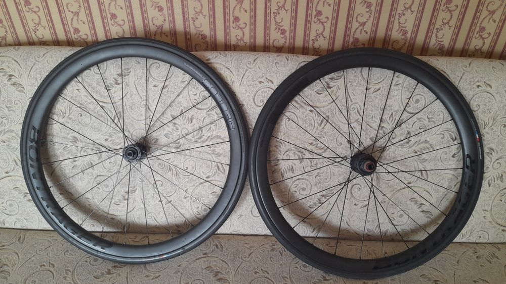 Koła karbonowe Bontrager aeolus 35 elite