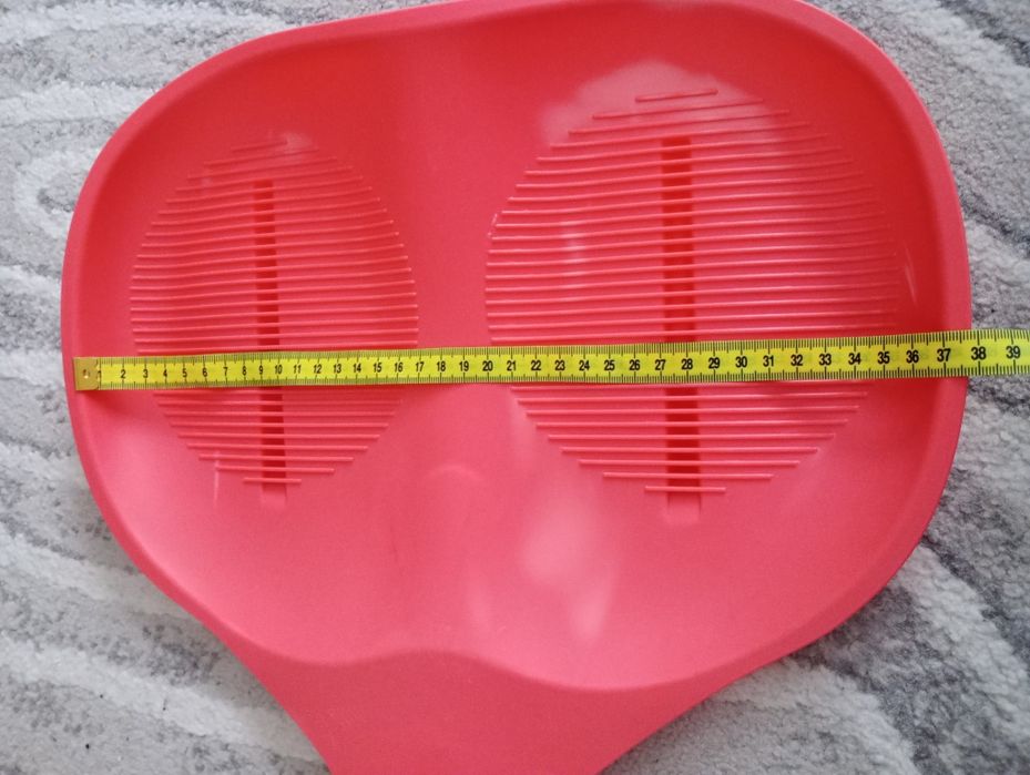 Jabłuszko sanki nowe bez metki ślizg