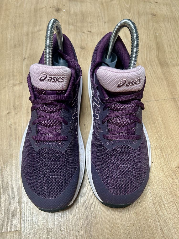 Buty do biegania damskie Asics  Gt-1000 r 38 stan idealny