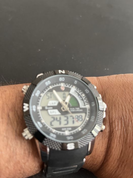 Relogio shark completamente novo