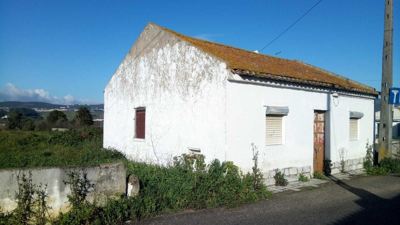 Terreno Urbano + Rústico_Santo Antão do Tojal (3.300m2) com rendimento