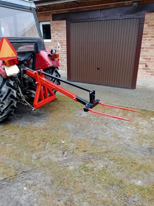 Podnośnik ładowacz na tył do ciągnika - różne warianty
