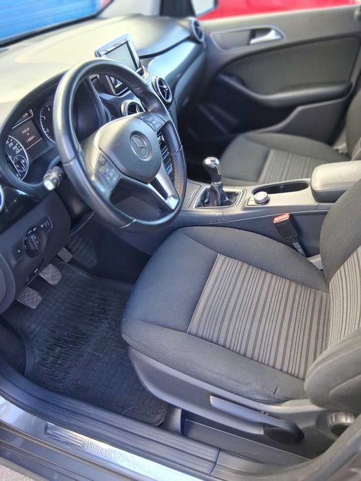 Mercedes Benz B 180 cdi