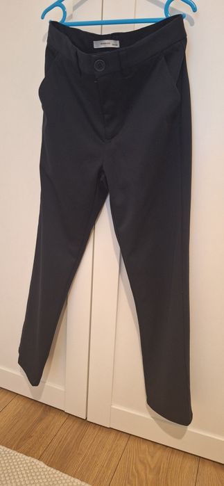 Spodnie chłopięce r.152