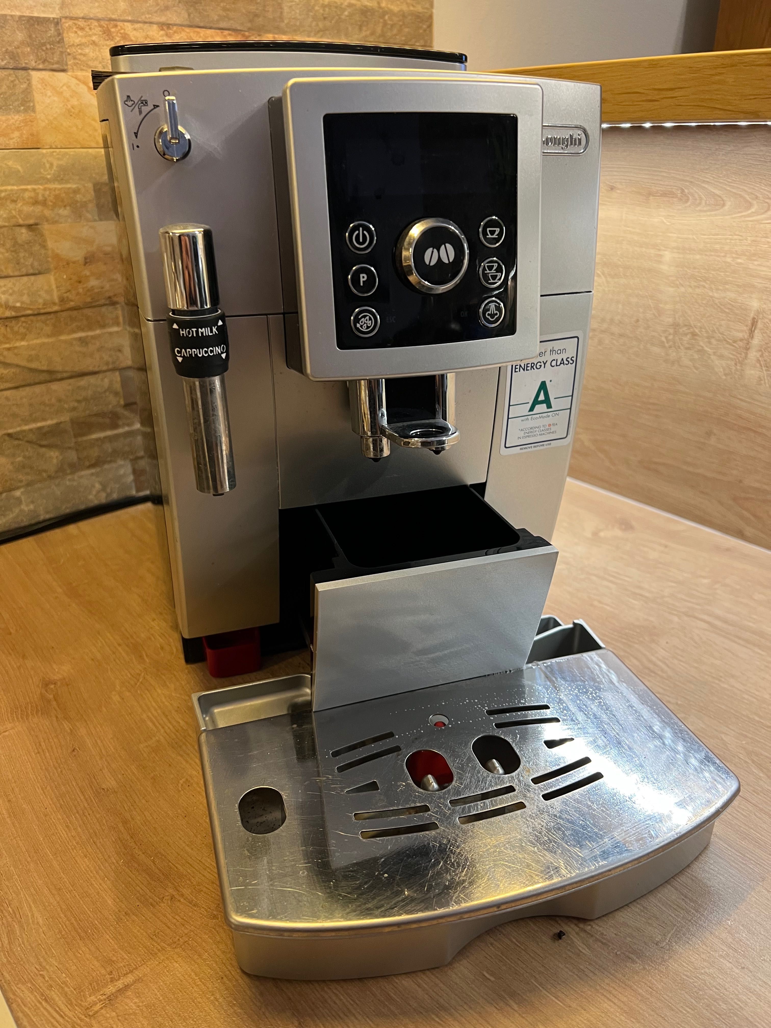 Ekspres automatyczny DeLonghi ECAM 23.420.SB, 15 barów
