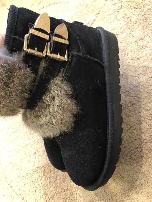 Зимове взуття уггі