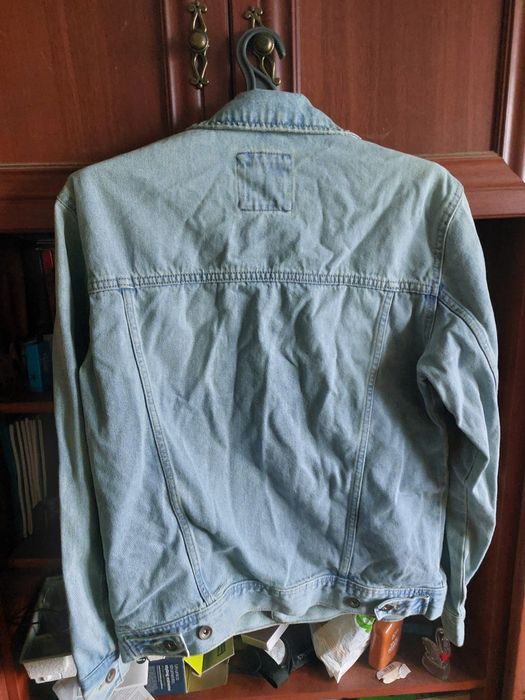 Джинсова куртка резерв reserved