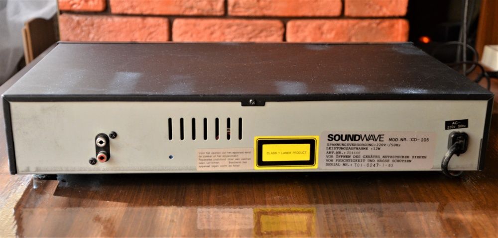 CD програвач | CD player SoundWave CD-205