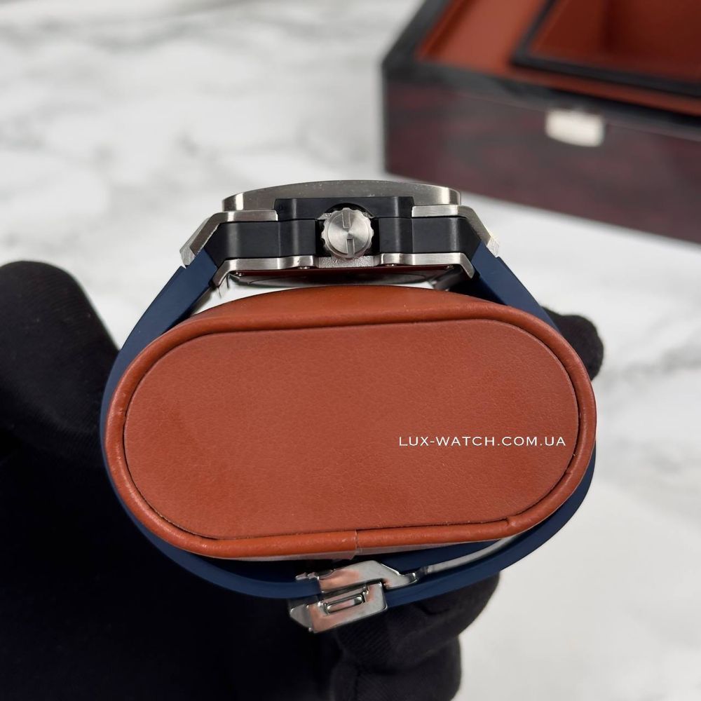 Часы Hublot Square Bang Unico годинник