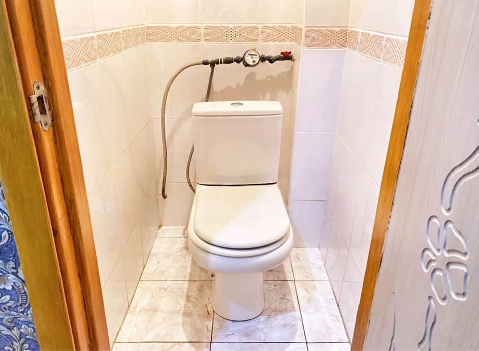 Продам просторную 3к кв.Не высокий 3й этаж.Новокадацкий