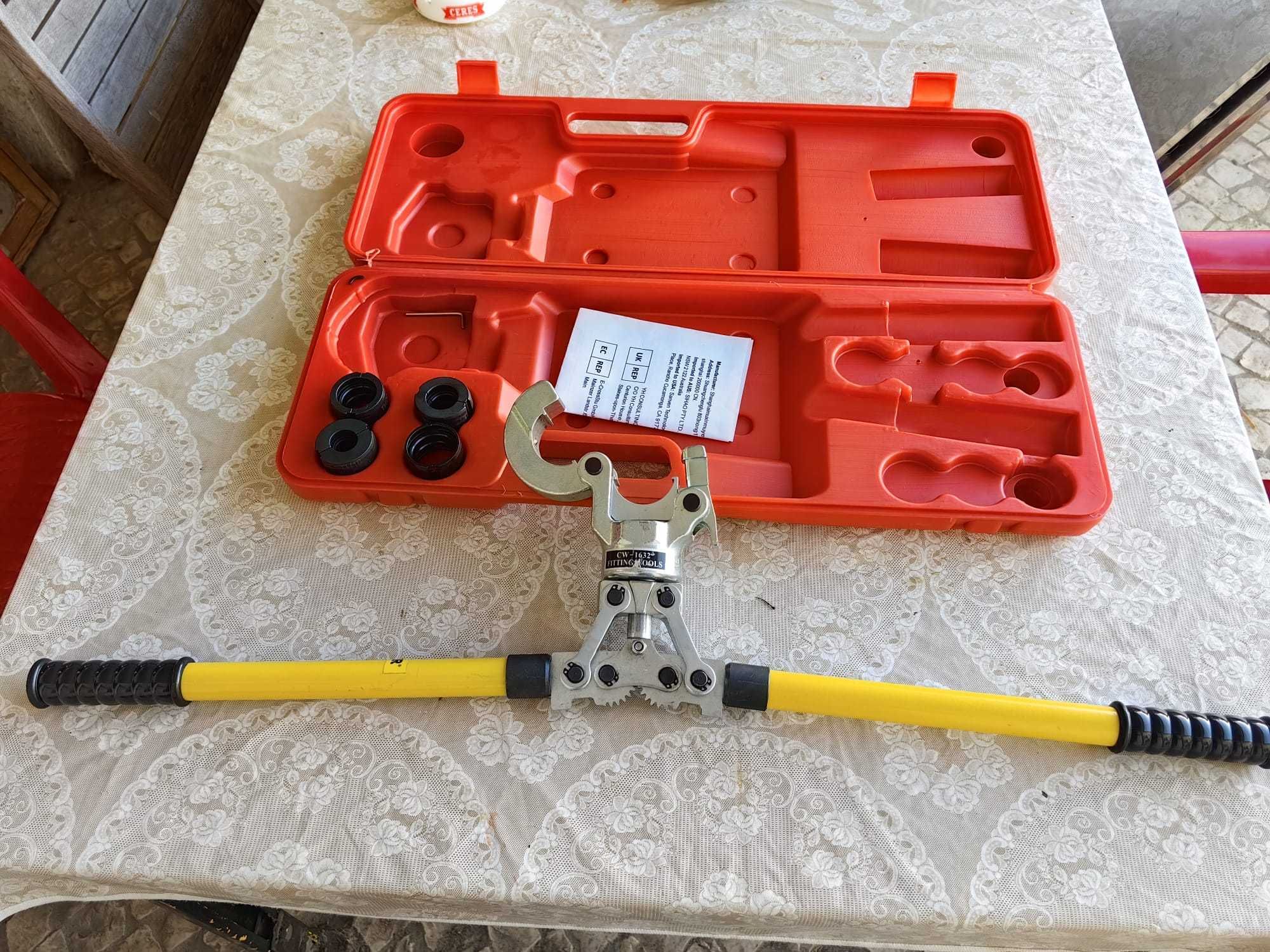 Máquina de Cravar Multicamada