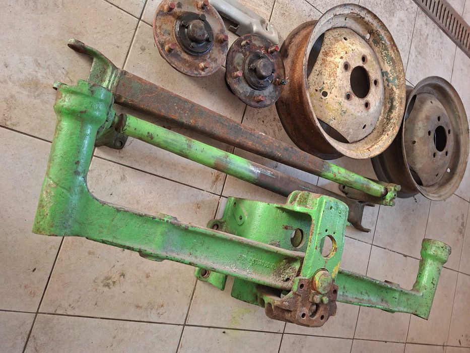 Przednia oś ursus c328 komplet