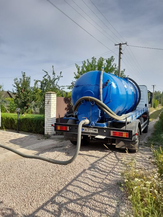 Илосос Киев. Чистка сливных ям. Выкачка ям. Чистка Кнс