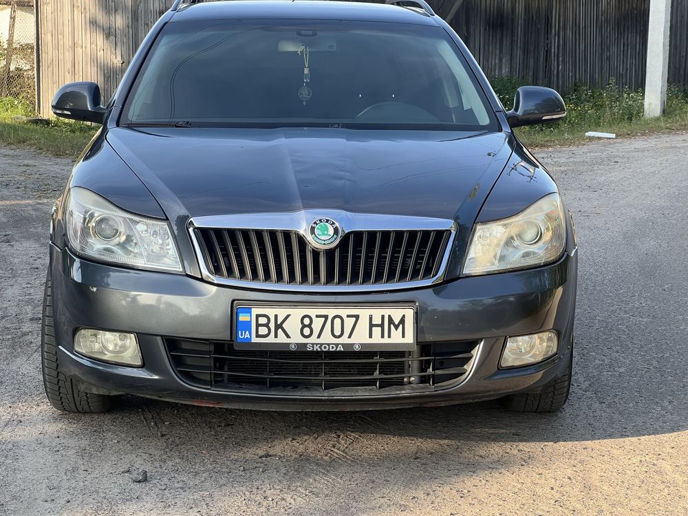 Шкода Октавія 1.2 бензин