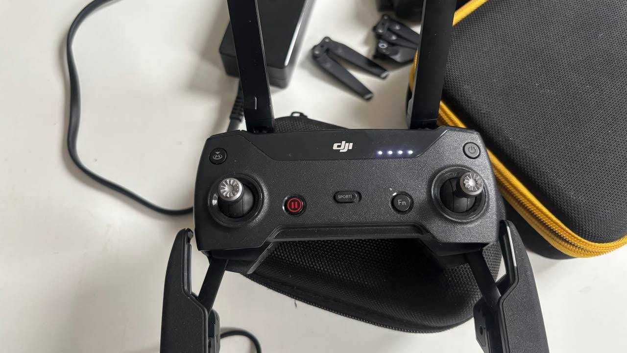 DJI Spark Fly More Combo