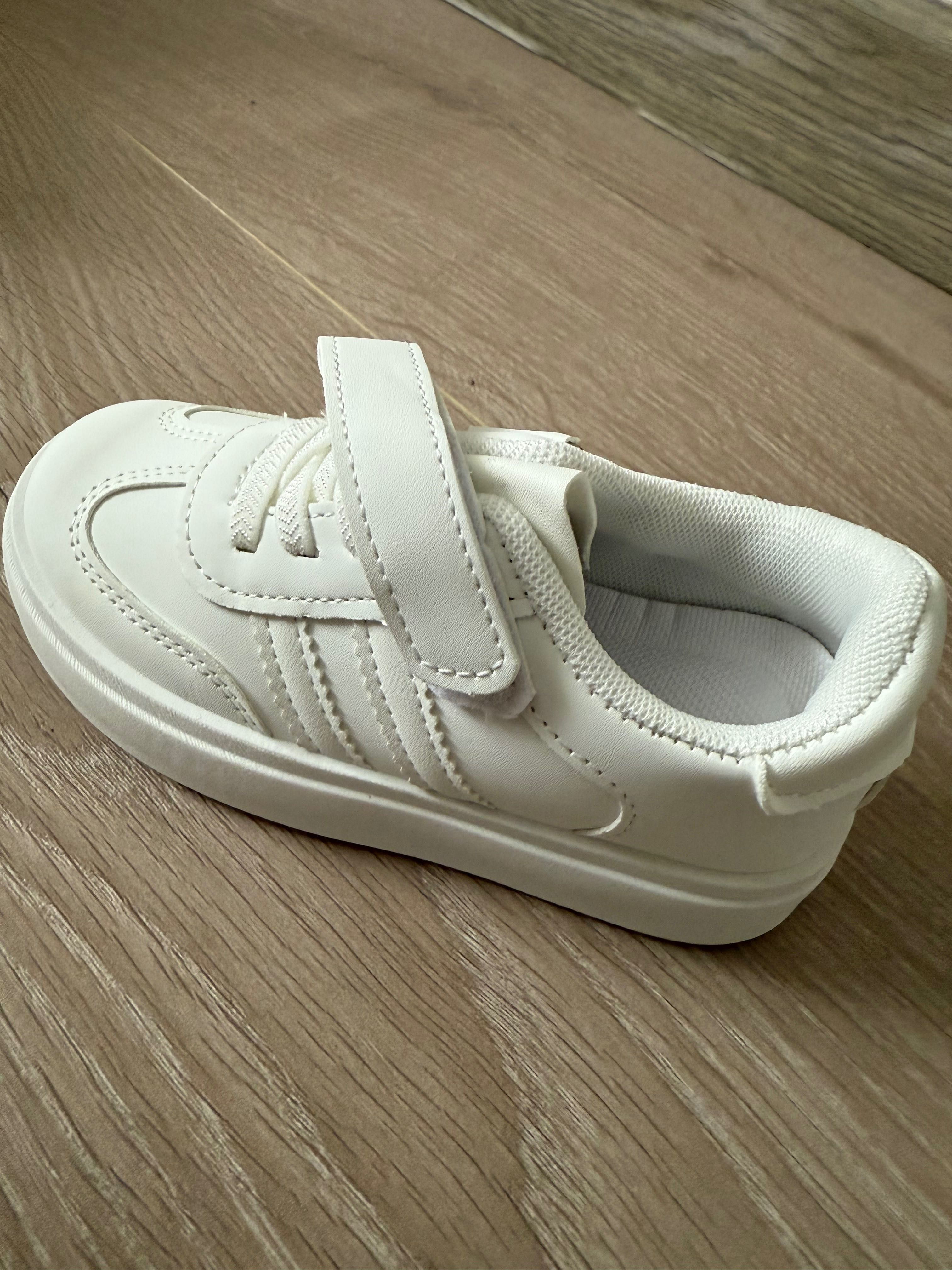 Взуття дитяче, нове