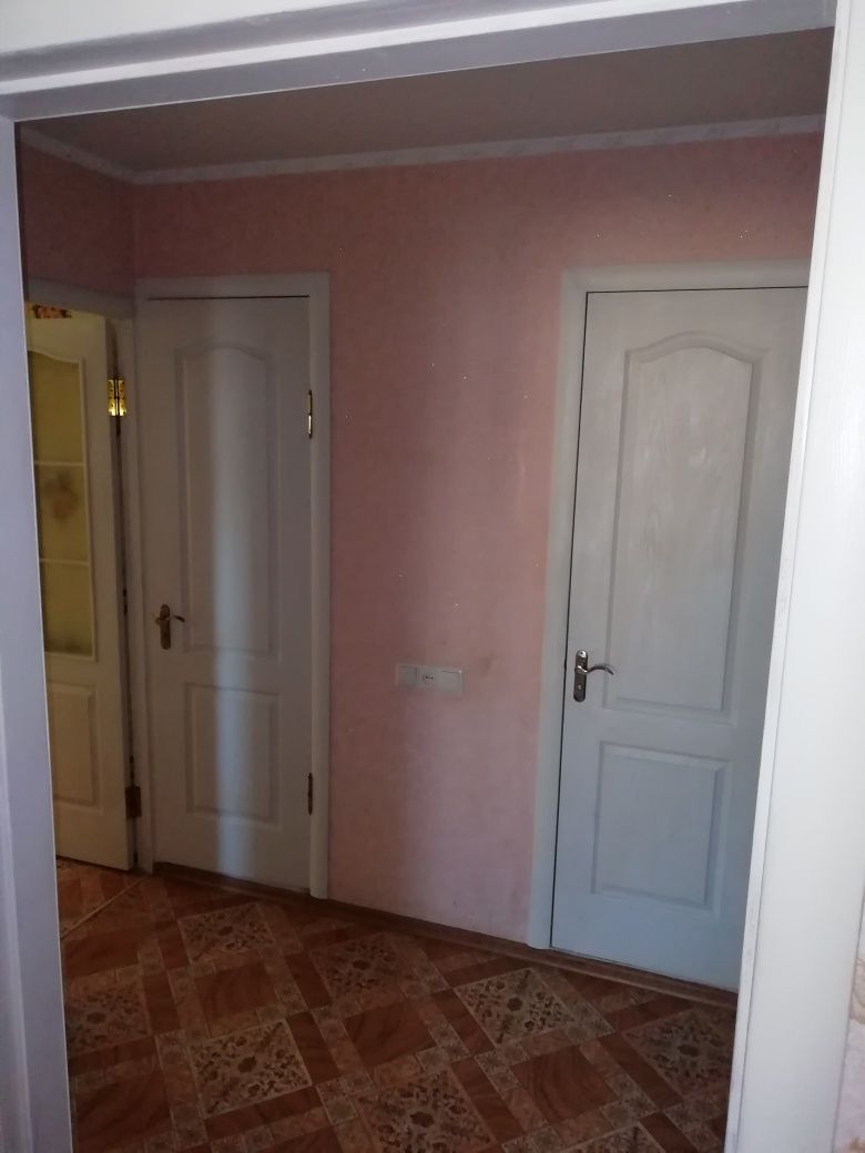 Продам 2-х кімнату квартиру