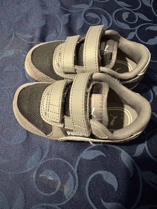 Vendo sapatilhas unisexo como novas