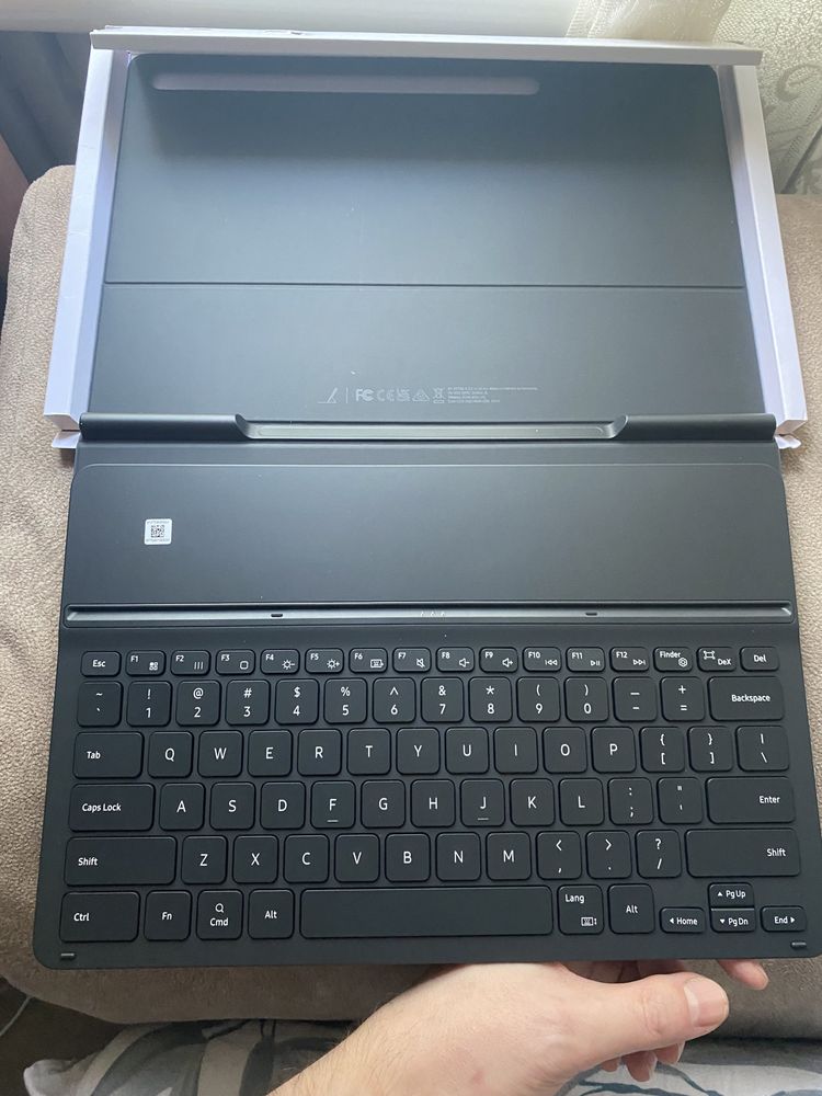 Чехол-клавиатура Samsung Tab S7FE,S7+,S8+ Book Cover Keyboard Slim