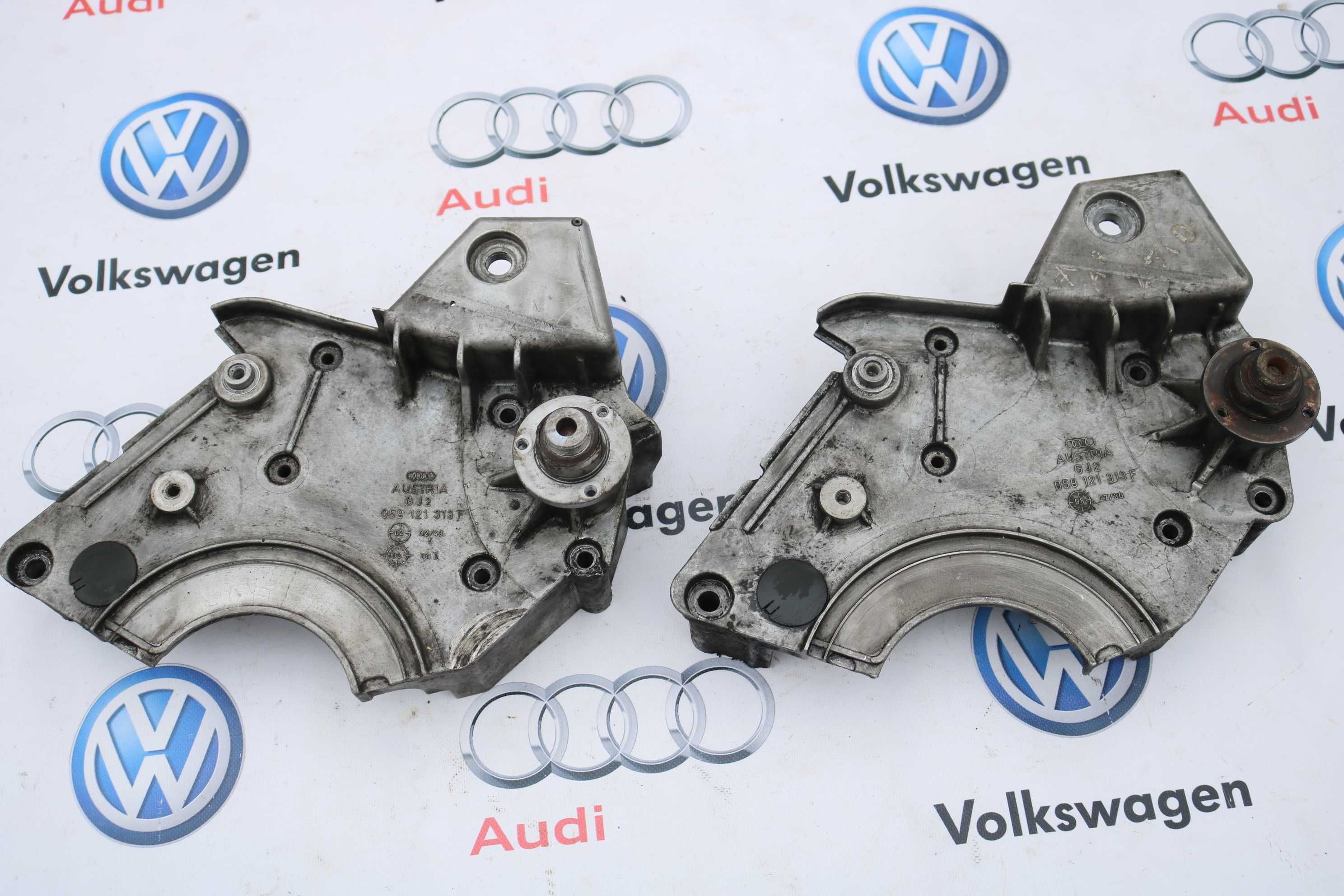 Кришка двигуна передня, кронштейн віскомуфти Audi A6 C5\A4 B6 2.5