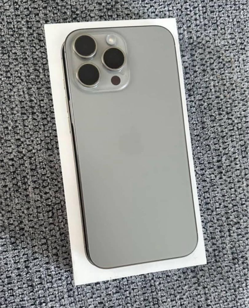 IPhone 16 Pro Max - 256GB - Garantia