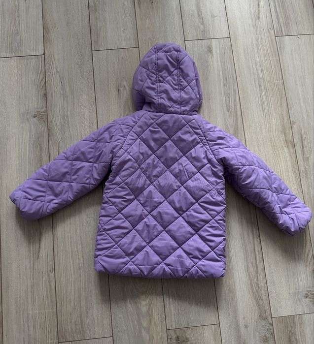 Куртка для дівчинки 122 см.