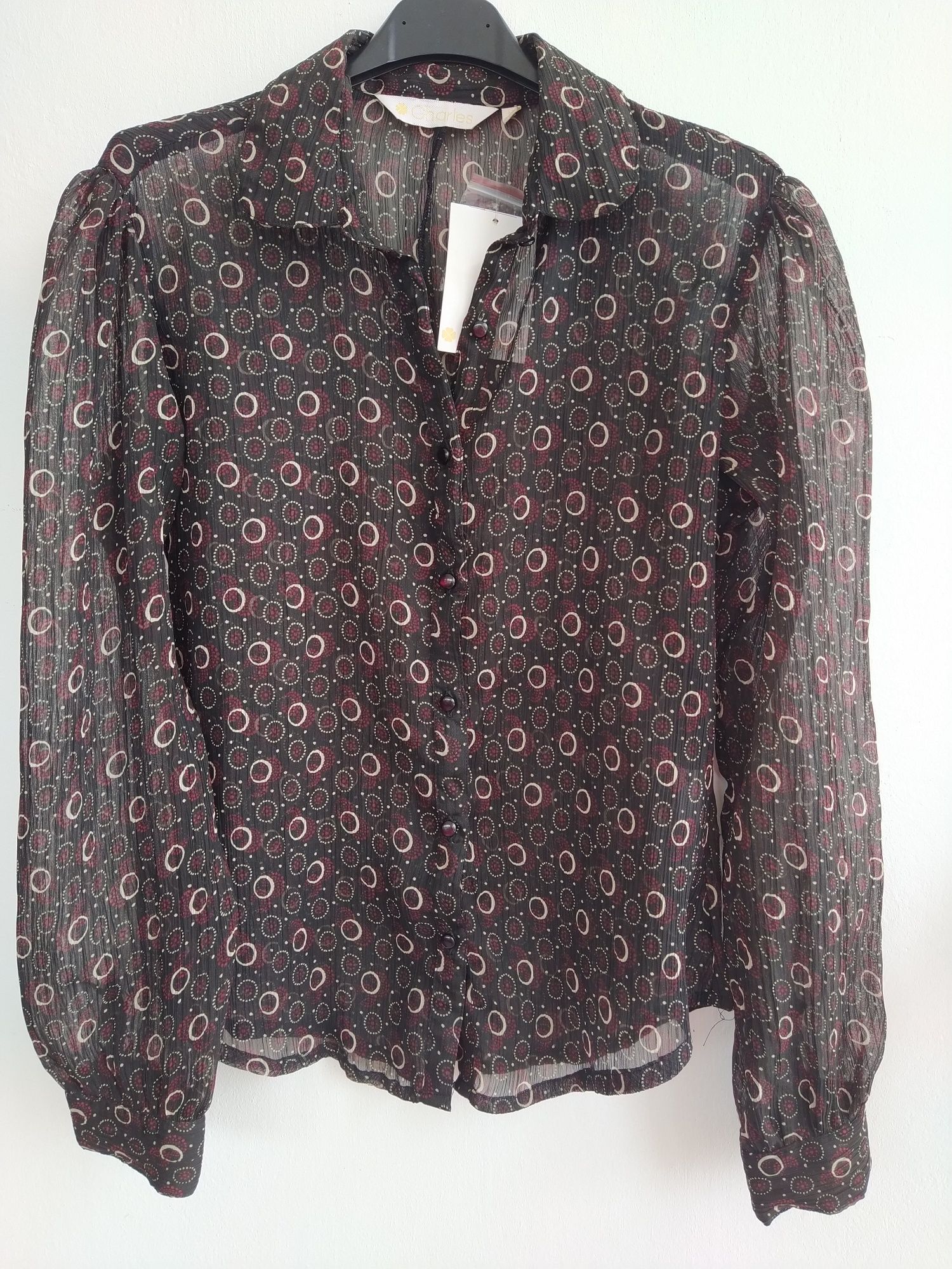 Blusa com padrão - Charles - Tamanho M - Nova!