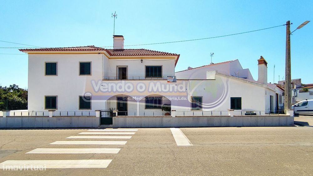 Moradia T5 em Mora (MOR010)