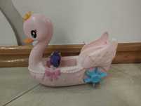 My Little Pony Pinkie Pie's śpiewający łabądź lódź