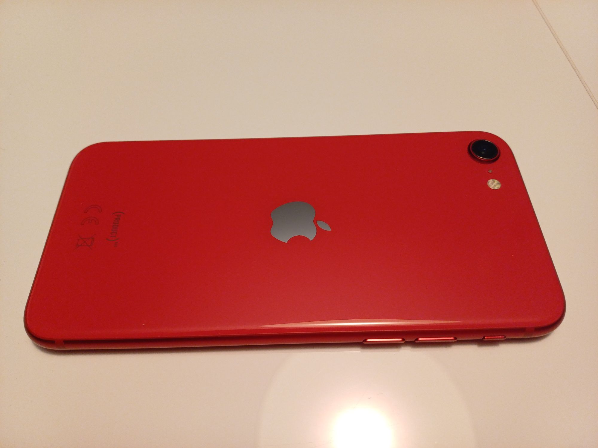 IPHONE SE 64 GB czerwony