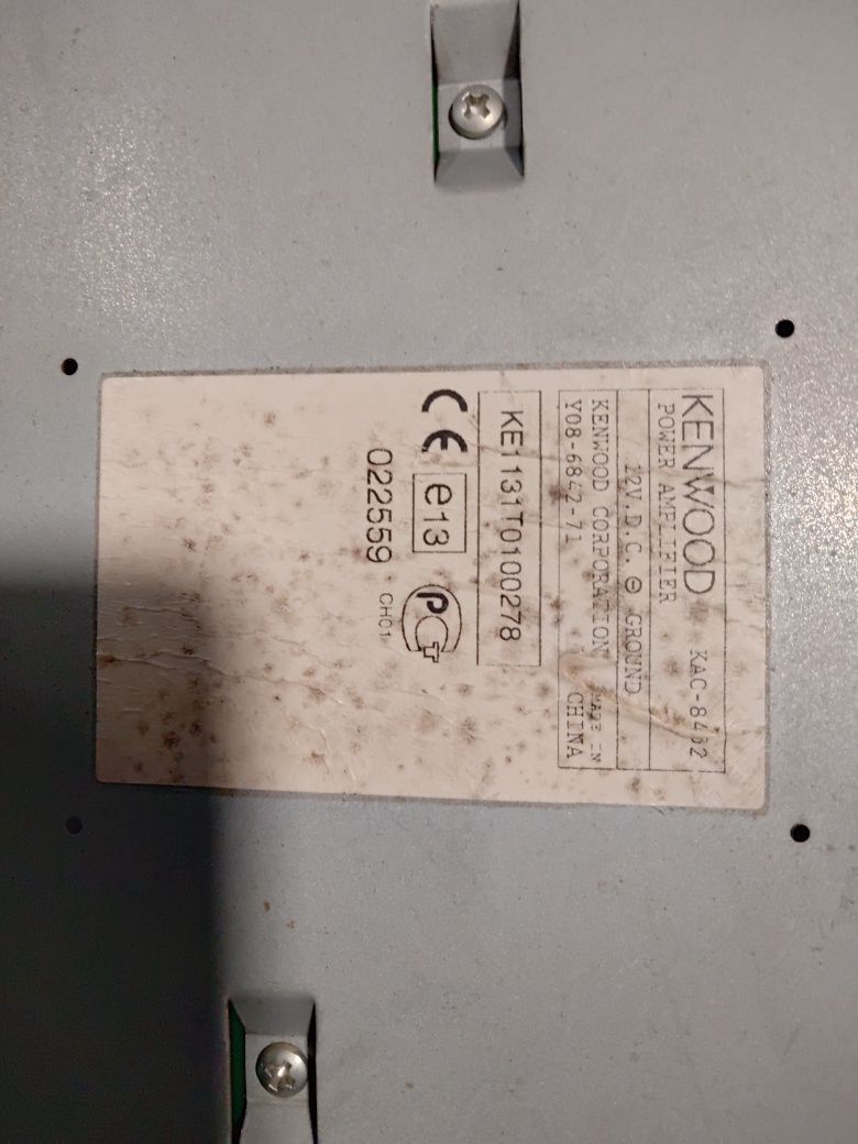 Amplificador auto Kenwood