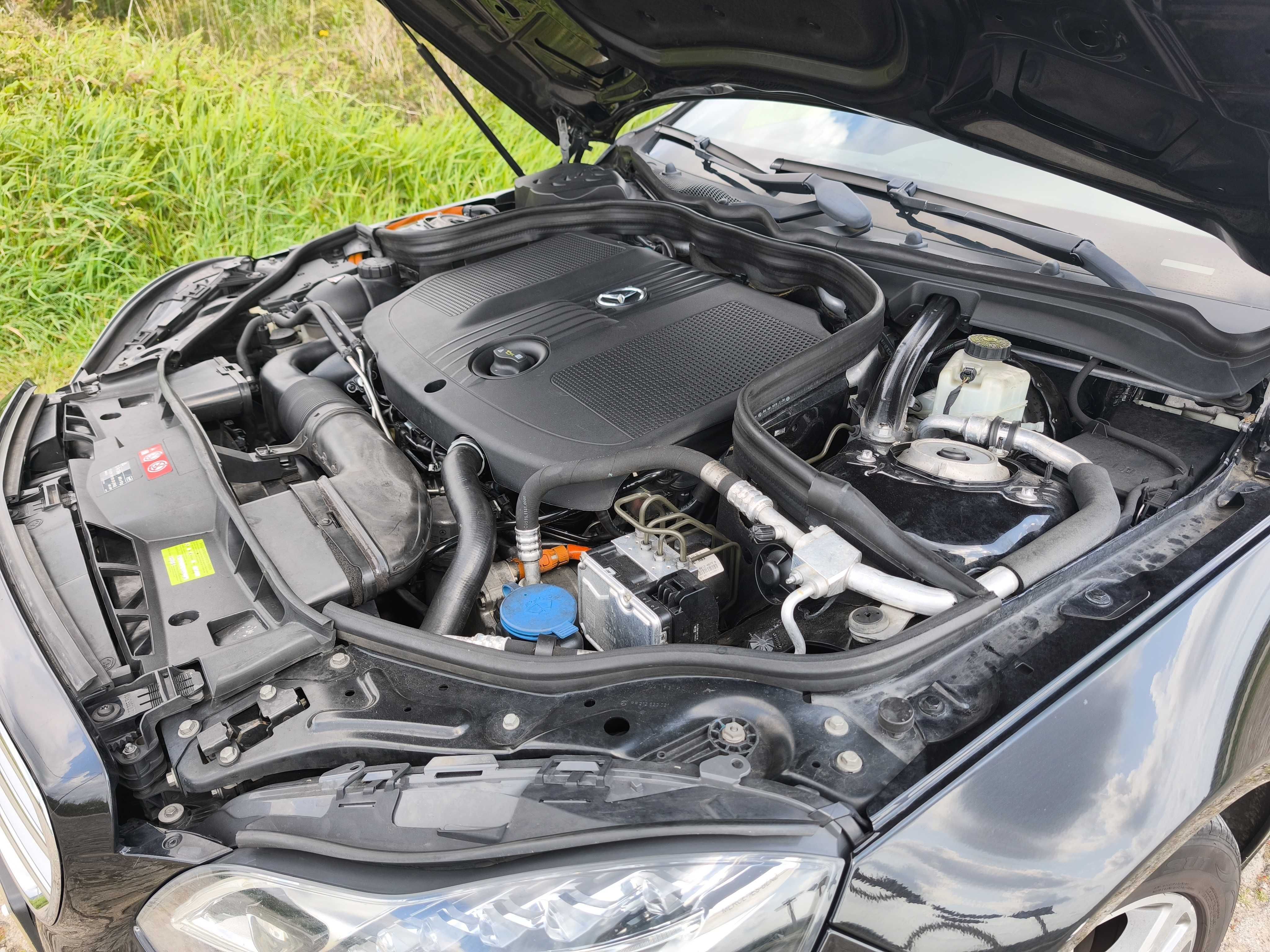 Mercedes-Benz E 300|2014|Muito Bom Estado Geral