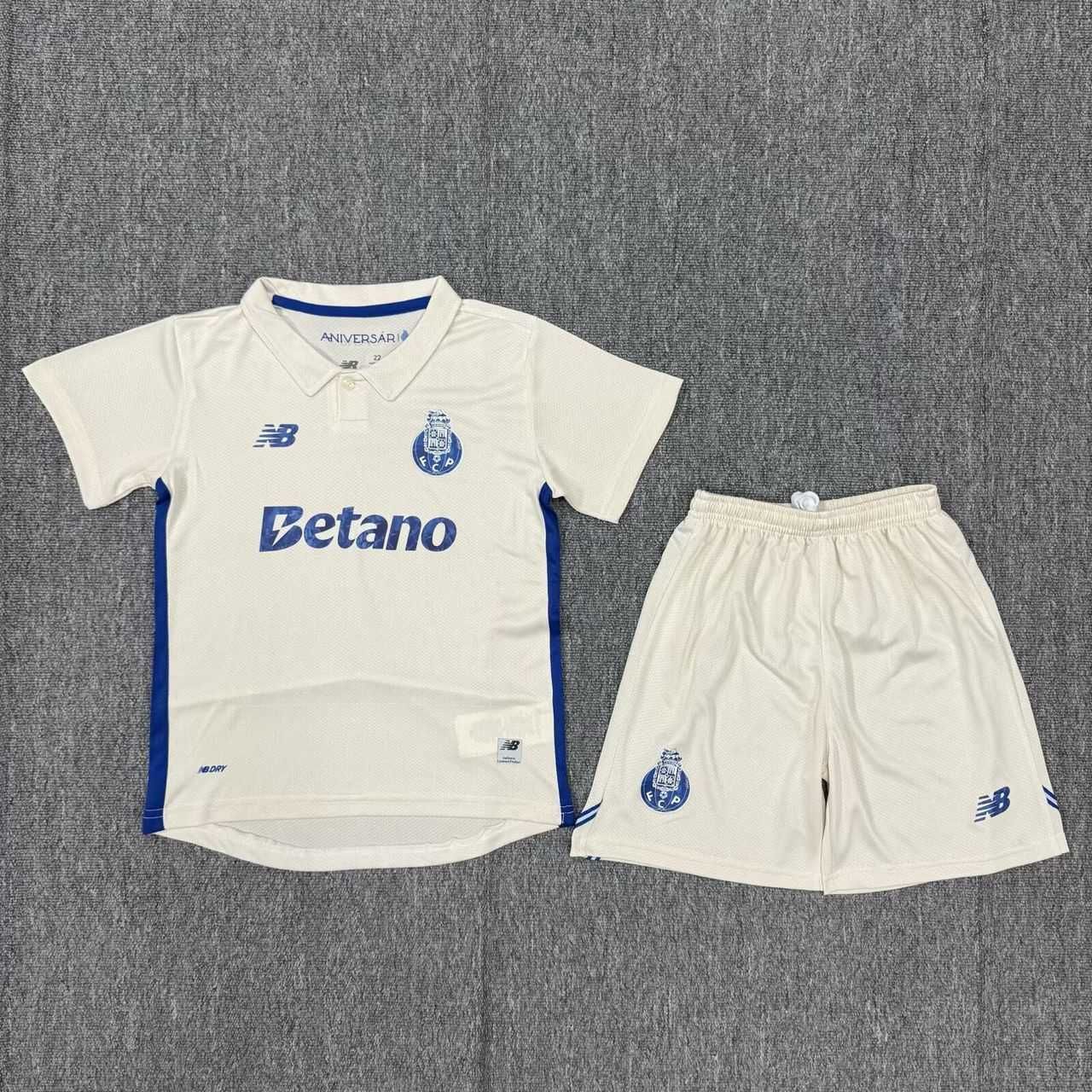 Equipamentos de criança FC Porto 2025/2026