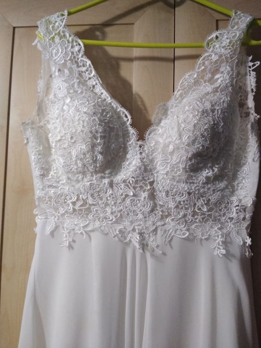 Suknia ślubna 38