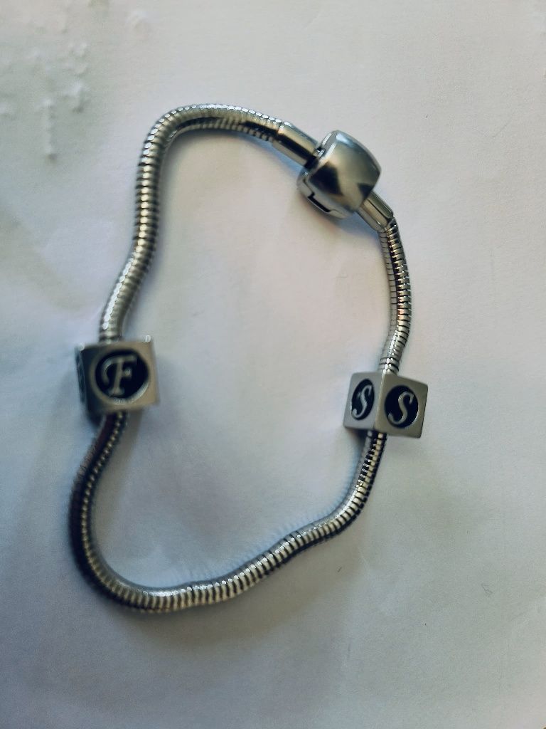Pulseira tipo Pandora